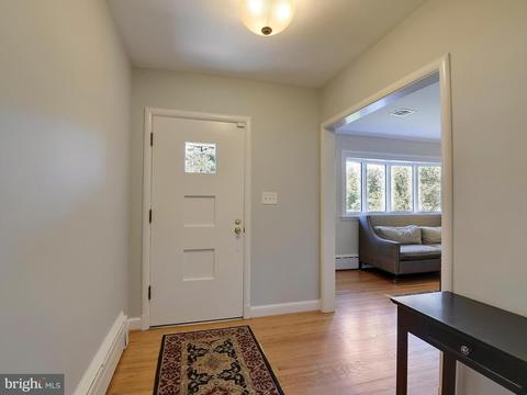 9309 Greyrock Rd, Silver Spring, MD 20910 photo 3