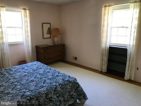 1319 Titania Ln, Mclean, VA 22102 photo 17