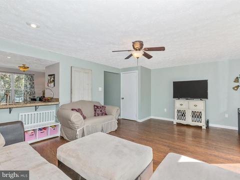 1459 Dockside Ct, Frederick, MD 21701 photo 8