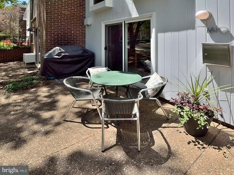 1610 Wainwright Dr, Reston, VA 20190 photo 25