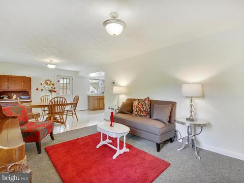 10504 Glenhaven Dr, Silver Spring, MD 20902 photo 8