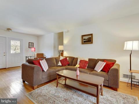 10504 Glenhaven Dr, Silver Spring, MD 20902 photo 10