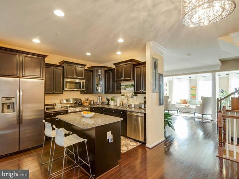 9014 Ruby Lockhart Blvd, Lanham, MD 20706 photo 6