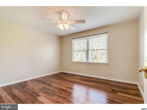 35 E Periwinkle Ln, Newark, DE 19711 photo 18