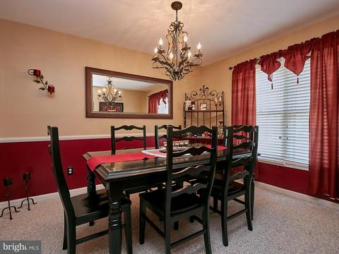 5959 Queenston St, Springfield, VA 22152 photo 9