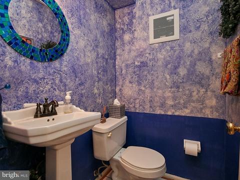5959 Queenston St, Springfield, VA 22152 photo 10