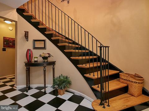 5959 Queenston St, Springfield, VA 22152 photo 5