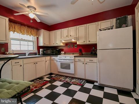 5959 Queenston St, Springfield, VA 22152 photo 13