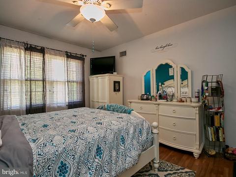 5959 Queenston St, Springfield, VA 22152 photo 19