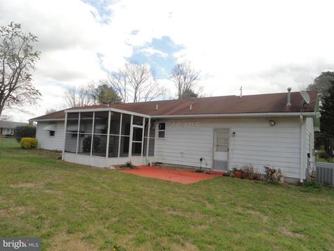 6591 Quercus Dr, Hebron, MD 21830 photo 2