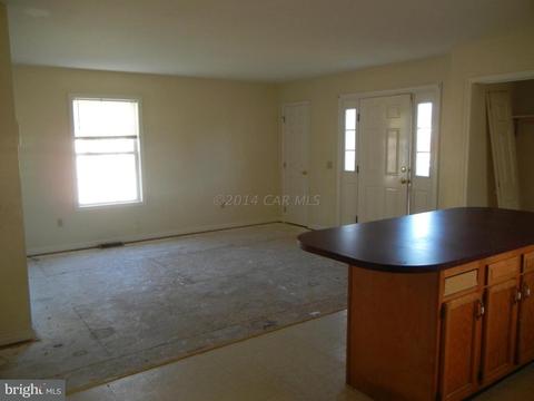 710 Ebenezer Dr, Salisbury, MD 21801 photo 3