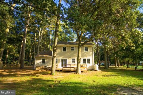 6611 Quercus Dr, Hebron, MD 21830 photo 3
