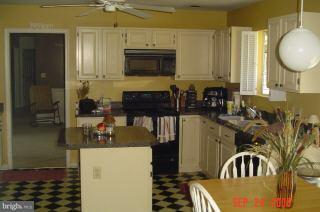 6816 Whetstone Dr, Salisbury, MD 21801 photo 4