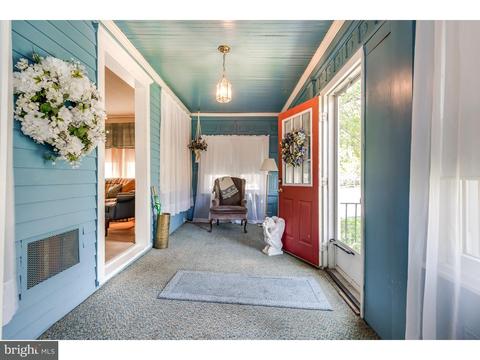 28 E Park Ave, Maple Shade, NJ 08052 photo 3