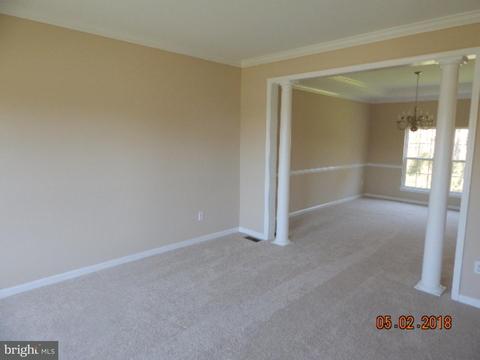 9 Gres Ct, Hamilton, NJ 08619 photo 4