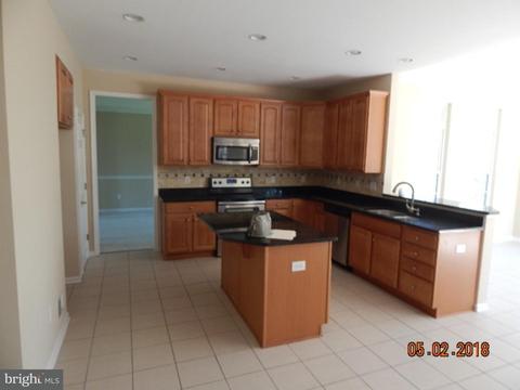 9 Gres Ct, Hamilton, NJ 08619 photo 6