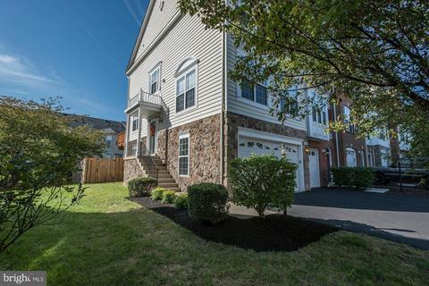 42461 Magellan Sq, Ashburn, VA 20148 photo 2