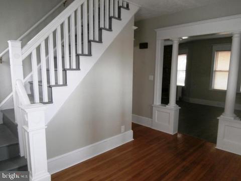 2 E 5th St, Florence, NJ 08518 photo 5