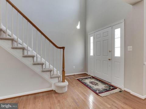 20235 Millstead Dr, Ashburn, VA 20147 photo 3