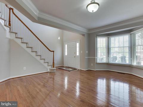 20235 Millstead Dr, Ashburn, VA 20147 photo 7