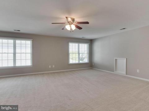 20235 Millstead Dr, Ashburn, VA 20147 photo 15