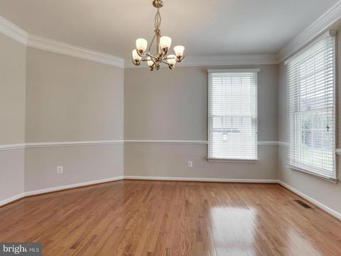 20235 Millstead Dr, Ashburn, VA 20147 photo 8