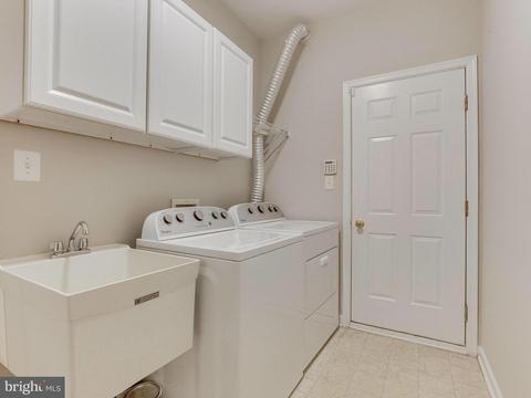 20235 Millstead Dr, Ashburn, VA 20147 photo 21