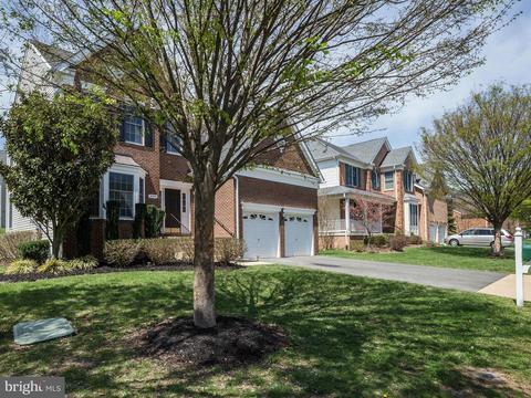 20235 Millstead Dr, Ashburn, VA 20147 photo 2