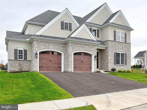 780 Integrity Dr, Lititz, PA 17543 photo 2