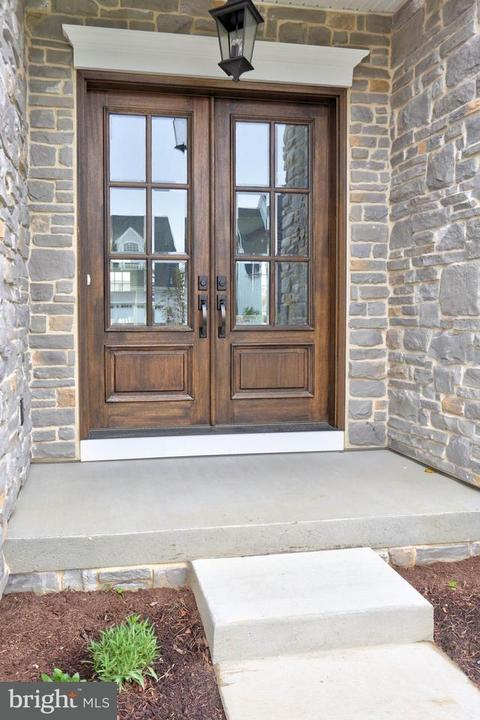 780 Integrity Dr, Lititz, PA 17543 photo 3