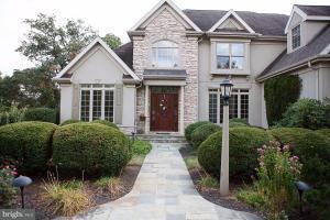 21 Apple Hill Dr, Lititz, PA 17543 photo 2