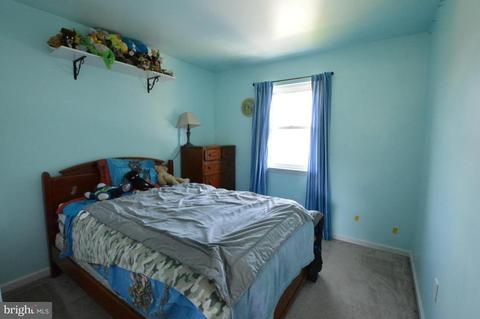 338 N Locust St, Lititz, PA 17543 photo 17