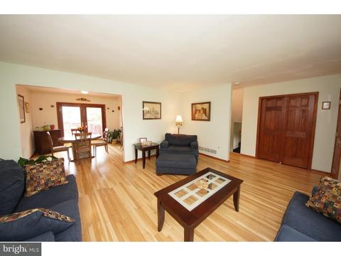 6 Gloucester Ln, Ewing, NJ 08618 photo 4