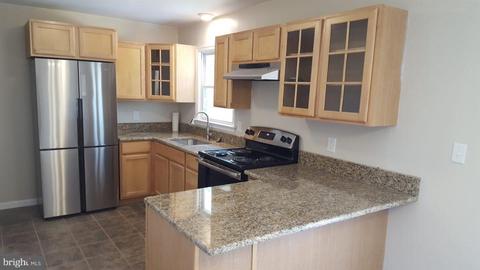 3542 Basler Rd, Hampstead, MD 21074 photo 2