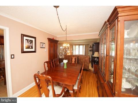 24 Dan Rd, Hamilton, NJ 08620 photo 8