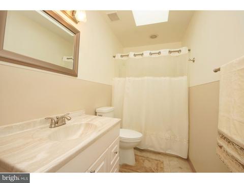 24 Dan Rd, Hamilton, NJ 08620 photo 17