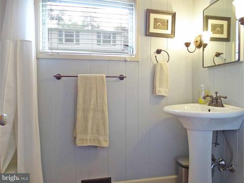 210 Spencer Rd, Devon, PA 19333 photo 16