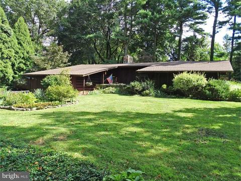 210 Spencer Rd, Devon, PA 19333 photo 2