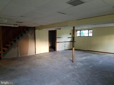 7509 Gresham St, Springfield, VA 22151 photo 15