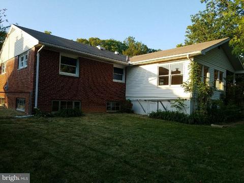 7509 Gresham St, Springfield, VA 22151 photo 2