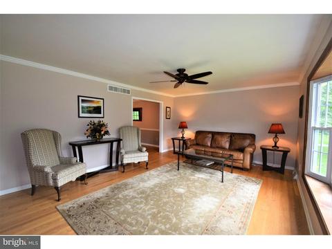 43 Longleaf Ln, Bear, DE 19701 photo 4