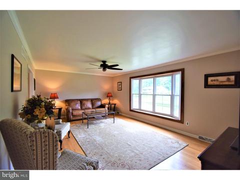 43 Longleaf Ln, Bear, DE 19701 photo 5
