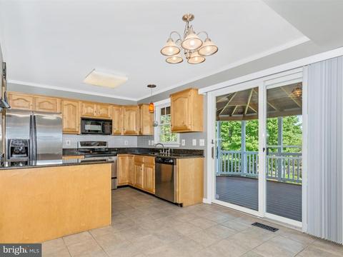 2502 Old Coach Ct, Frederick, MD 21702 photo 17