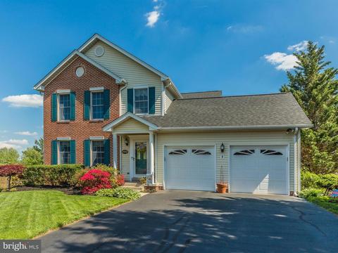 2502 Old Coach Ct, Frederick, MD 21702 photo 3