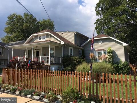 104 3rd Ave, Baltimore Highlands, MD 21227 photo 2