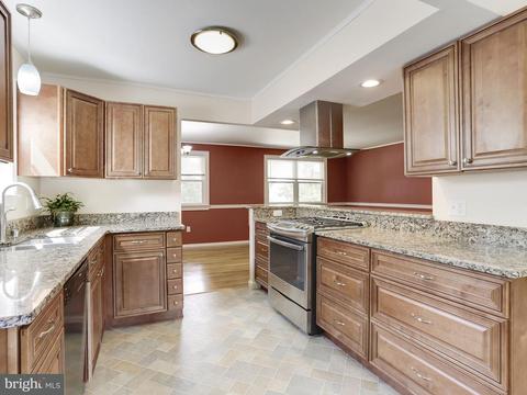 8516 Montpelier Dr, Laurel, MD 20708 photo 6