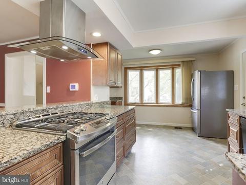 8516 Montpelier Dr, Laurel, MD 20708 photo 8
