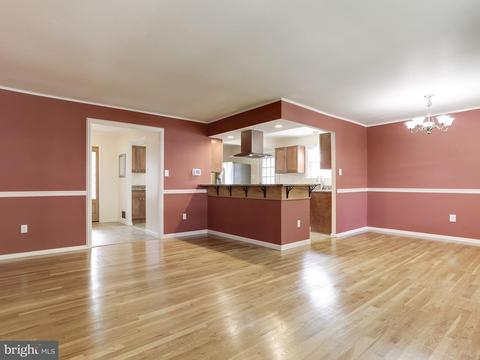 8516 Montpelier Dr, Laurel, MD 20708 photo 11