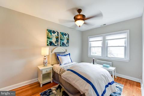 1019 15th St SE, Washington, DC 20003 photo 4