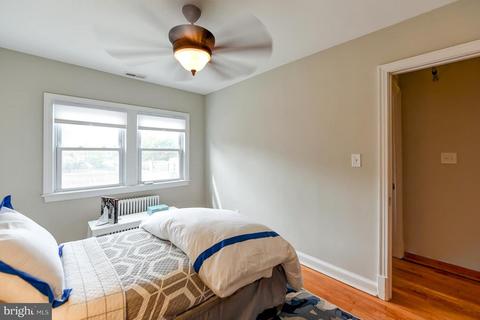 1019 15th St SE, Washington, DC 20003 photo 5